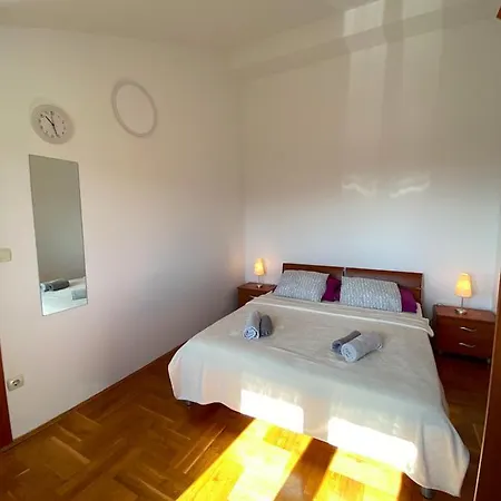 Apartment Little Summer Paradise - With Sea View Vodice