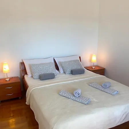 Little Summer Paradise - With Sea View Apartment *