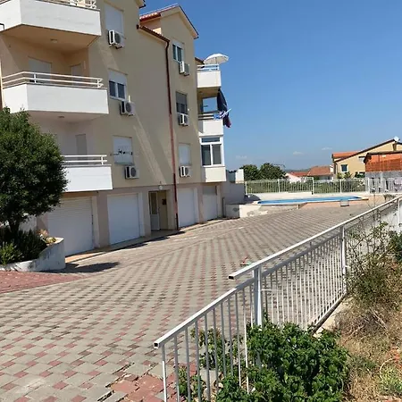 Apartment Little Summer Paradise - With Sea View Vodice